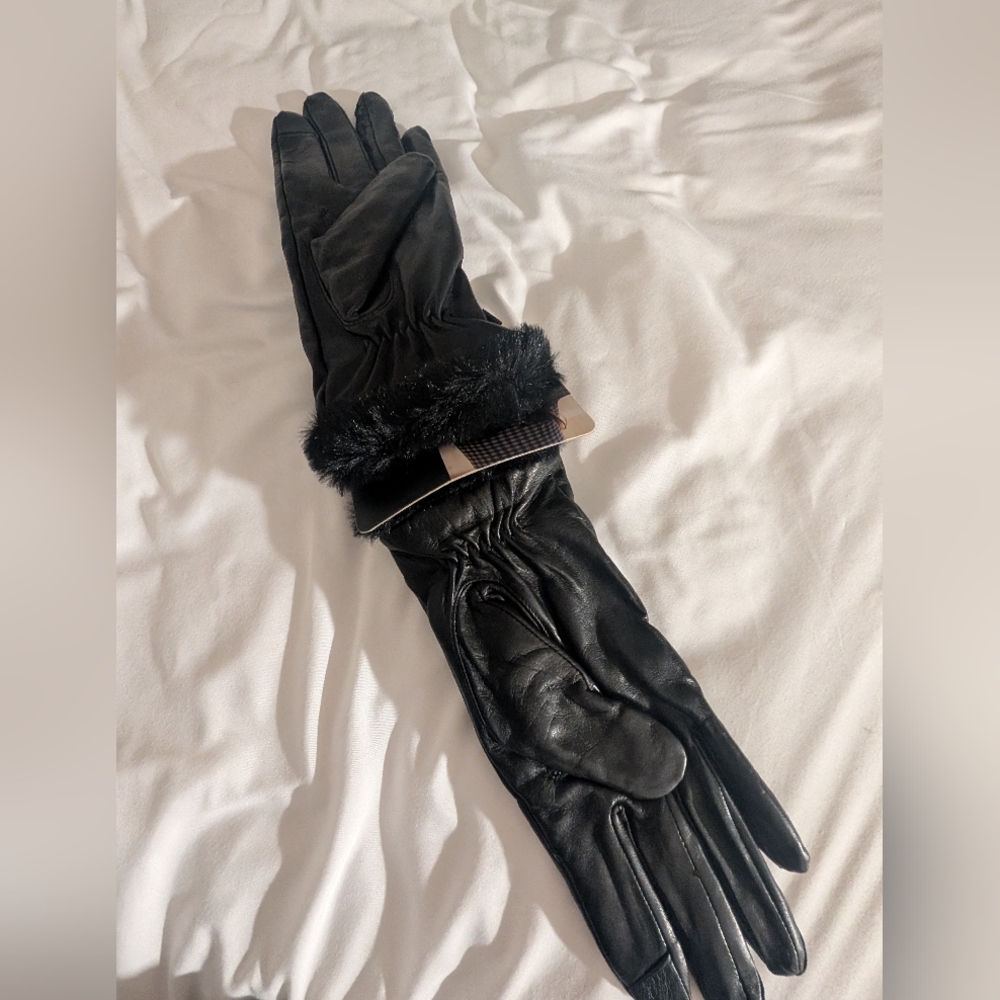 CuddlDuds Gloves - Picture 2 of 4